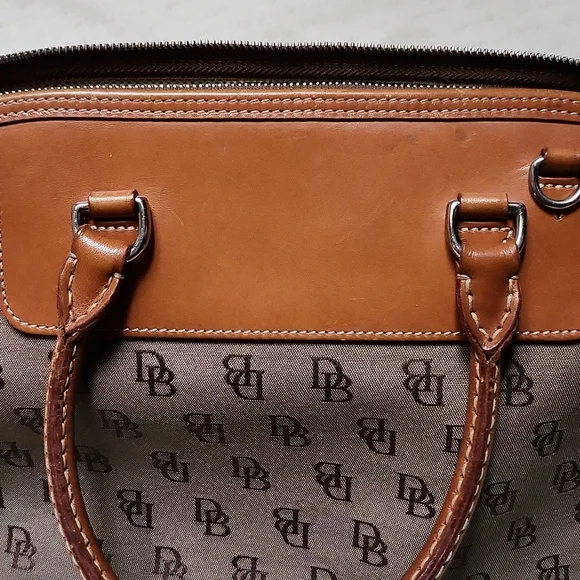 Dooney n Bourke Purse - Picture 6 of 9
